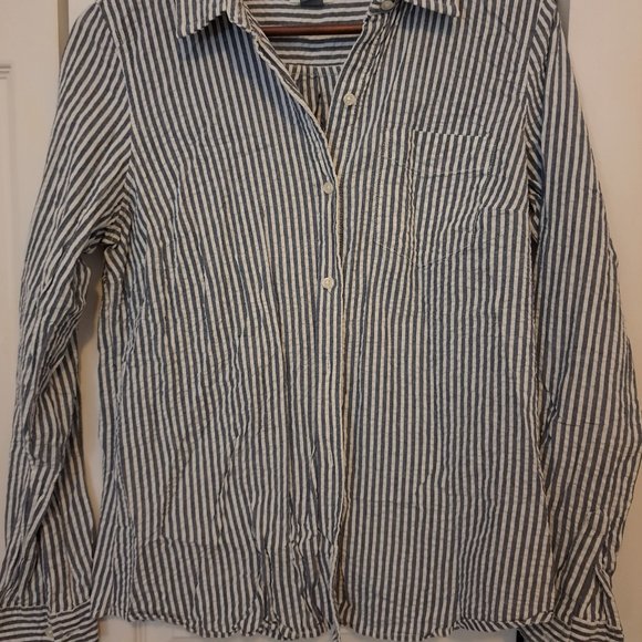 Old Navy Button Down Striped Shirt Size Medium - Picture 2 of 3